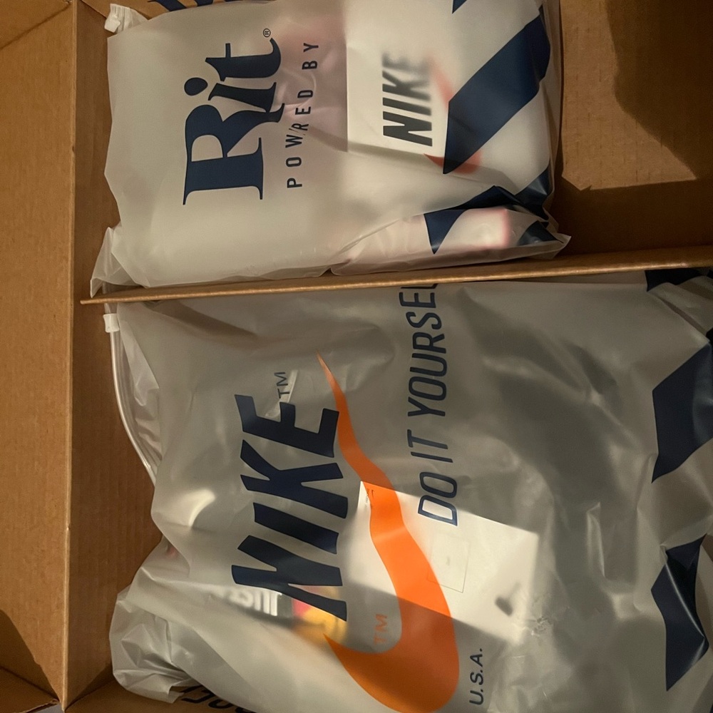 Nike × Rit
Do It Yourself Apparel
Collection - Picture 3 of 7